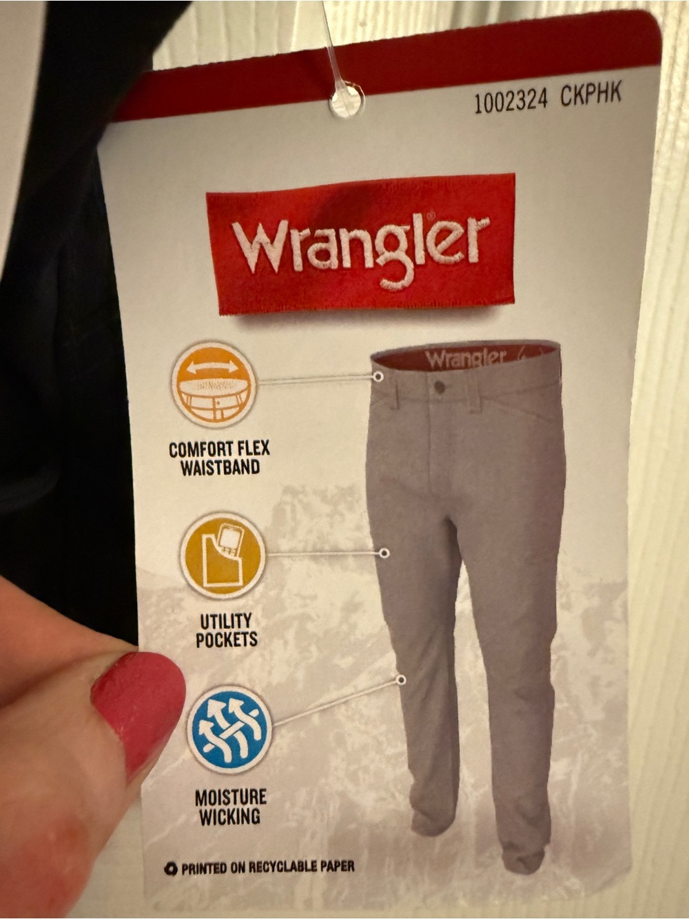 NWT Wrangler Performance Zip Cargo Pants 42x30 Black Straight Fit UPF 50 - Picture 5 of 7